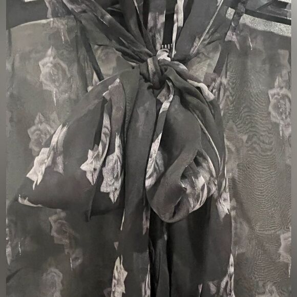 JOSH GOOT Sheer Black Roses Print Blouse with Necktie Bow, M, NEW - Picture 2 of 3